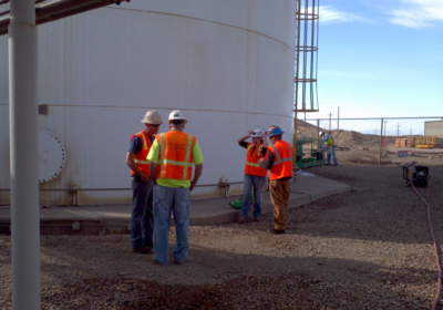 air separation unit workers
